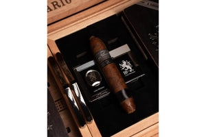 Liga Privada 10 Aniversario S.T. Dupont Collector’s Set with Cigars
