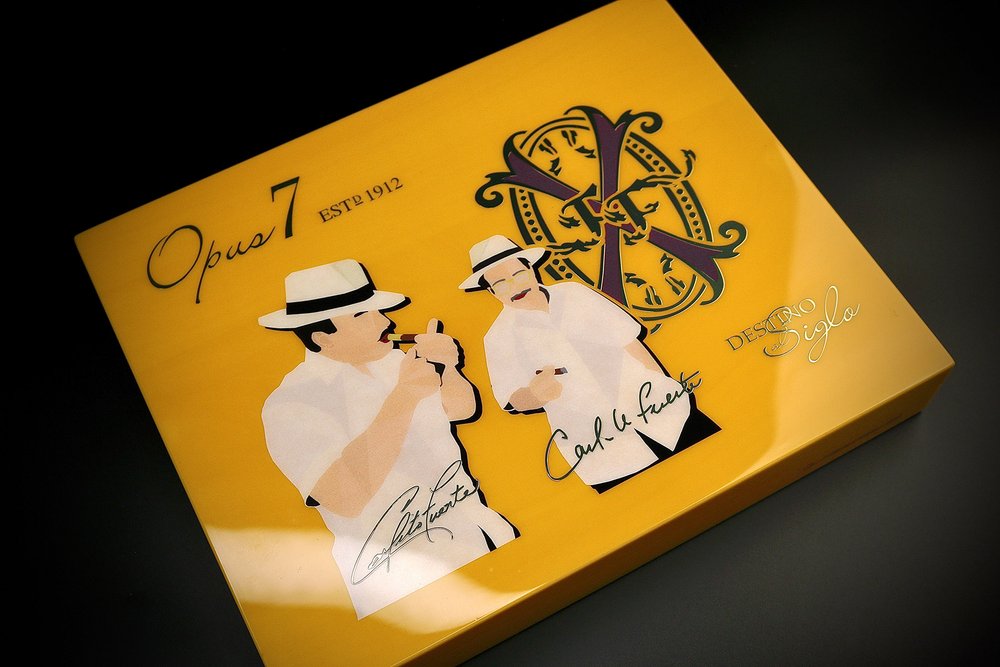 OpusX Serie Heaven and Earth Opus7 Yellow (2023) (Box of 7)