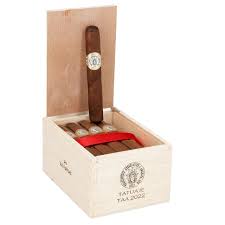 TATUAJE TAA 2022 5 3/8 x 52 BOX 20ct