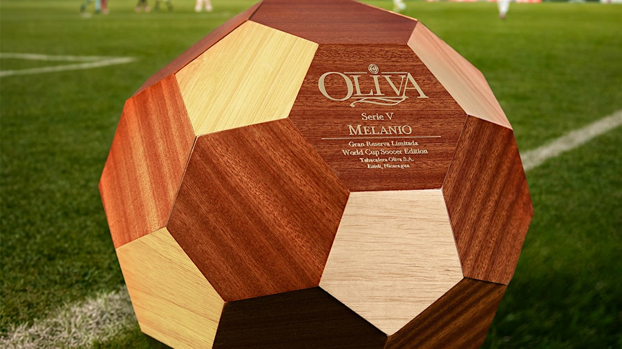 Oliva Soccer Ball Humidor (with 24 cigars) - Twins Smoke Shop